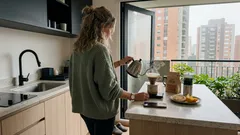 La mejor hora para tomar tinto en la mañana y sentir más energía sin acelerarte